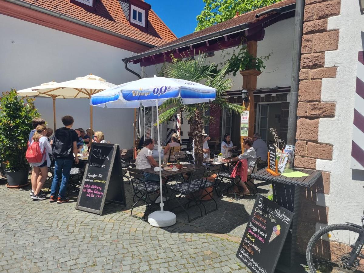 Landgasthaus "Zum Engel" Hotel Neuleiningen Exterior foto